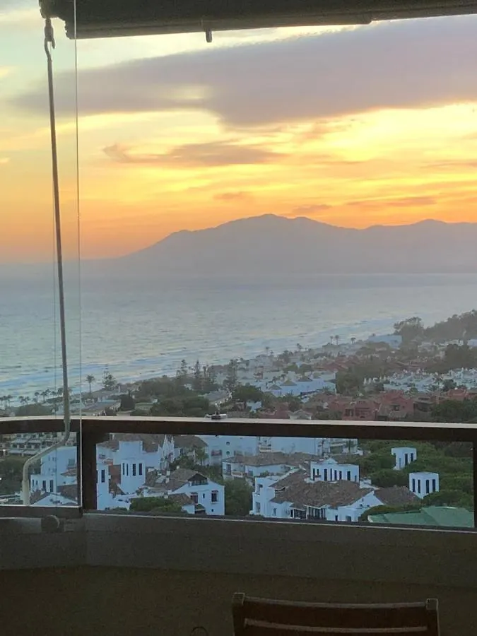 Vistas Al Mar Marbella Del Este Apartment